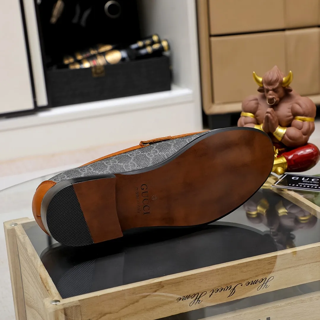 Men's men's shoes 💰420 🆘【GUCCI】Gucci ·🐂里· Hot-selling pea shoes top brand luxury, top quality, the latest fashion pea shoes. The upper is made of original first-layer cowhide. (Full first-layer water-dyed 🐂 leather·inner). The original stylish and stylish soft rubber wear-resistant and non-slip outsole is light and comfortable on the foot, available in 3 colors! Matching code: 38 / 45